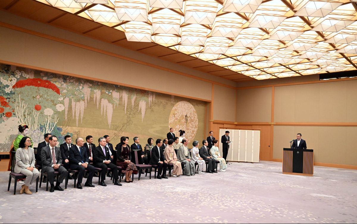 Президент Садыр Жапаров Киото префектурасынын губернатору Такатоши Нишиваки менен жолугушту