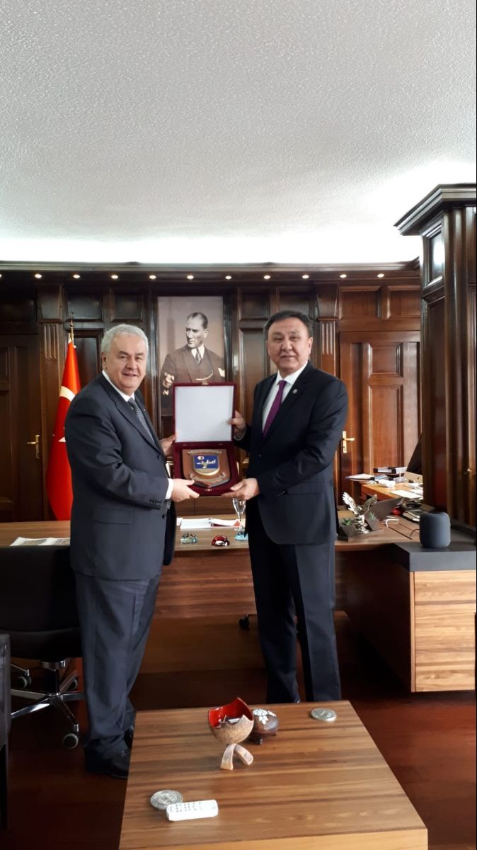 2020-01-22 With the Rector of the Middle East Technical University M.V. Kok
