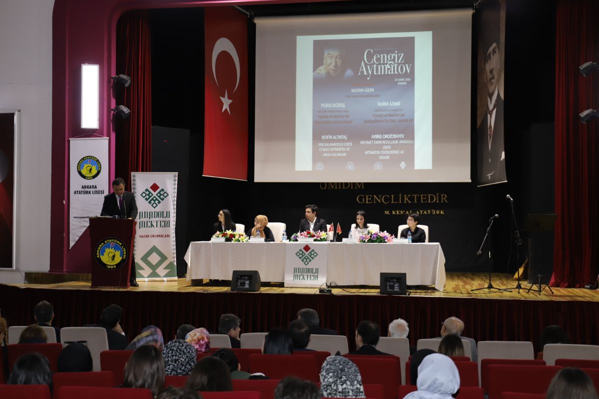 2020-02-20 Панельная дискуссия по творчеству Чингиза Айтматова в Анатолийской школе в Анкаре