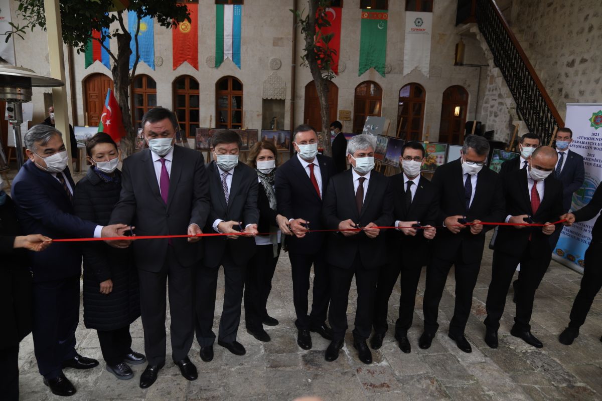  02.04.2021 İn the opening ceremonies of the photo exhibition dedicated to the 30th anniversary of the independence of the Central Asian countries and the TURKSOY park in Hatay